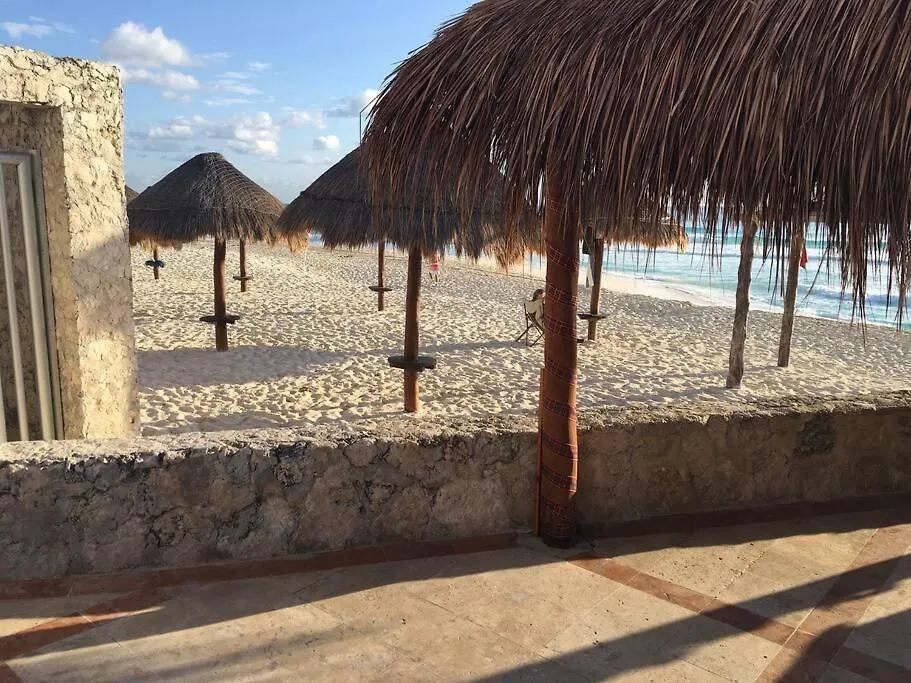 Apartment Solymar Studio #3507, Kilometro 18,7 Boulevard Kukulcan, Access To Cancun'S Best Beach